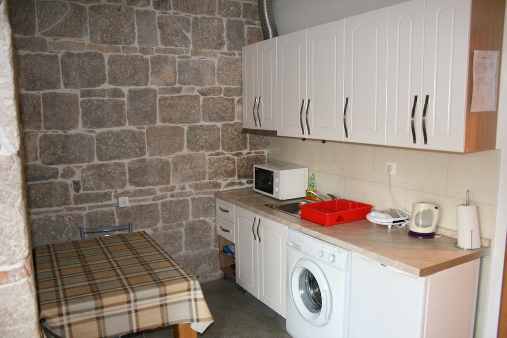 Rooms And Apartments Emily Сплит Екстериор снимка